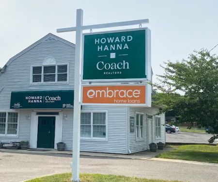 Howard Hanna | Coach Realtors - Mount Sinai
