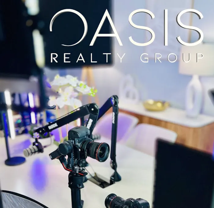 OASIS Realty Group Picture 1