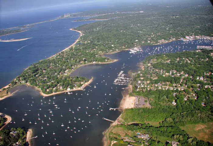 Long Island Real Estate Associates Picture 1