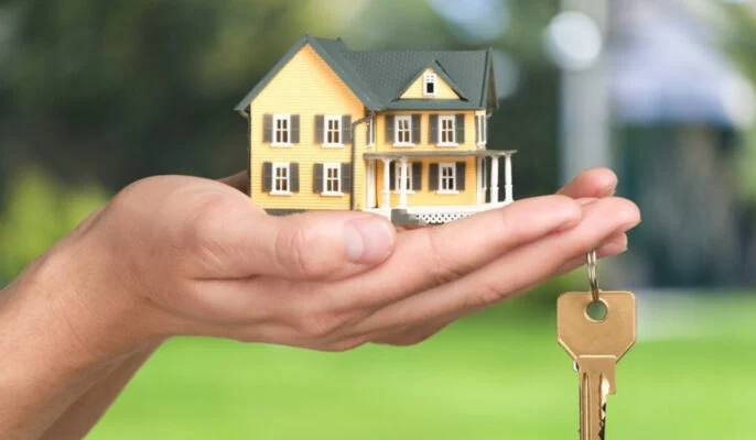 How to Sell Your Home Quickly During Peak Real Estate Season | Expert Tips