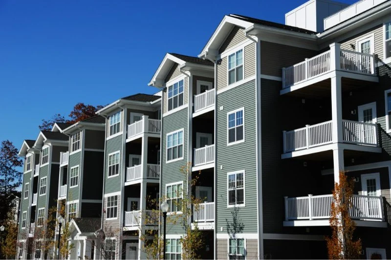 How to Decide Between Condo Ownership and Renting | Luxen House Realty Hub
