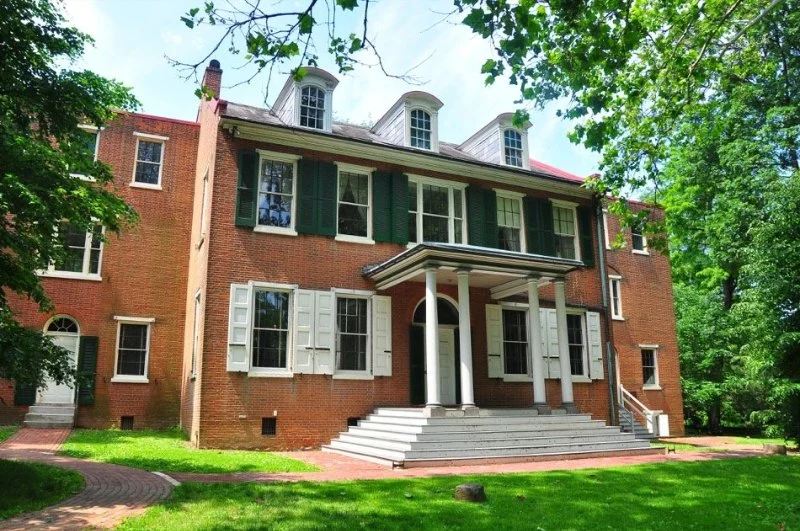 Tips for Buying a Home in a Historic District: What You Need to Know