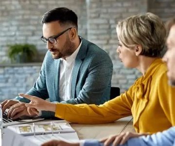 Understanding the Role of Real Estate Agents in Transactions: Expert Insights