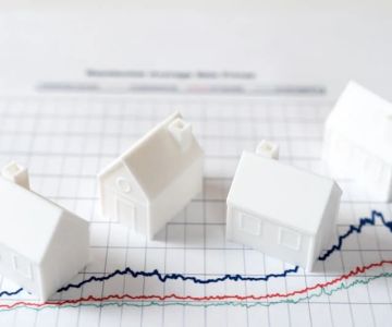 How to Sell Property During Seasonal Market Changes