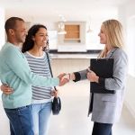 The Benefits of Working with a Real Estate Agent