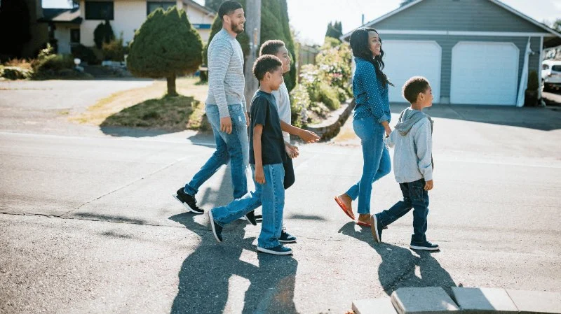 How to Find the Right Neighborhood for Your Family