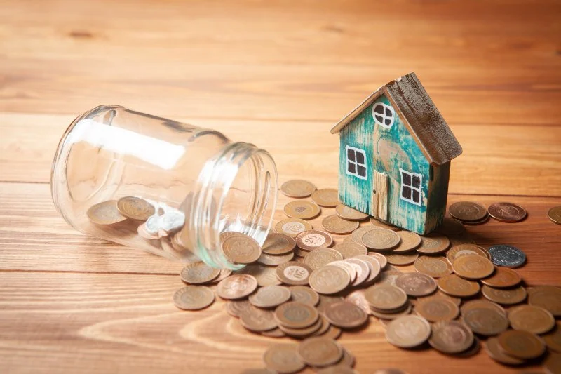 How to Buy Real Estate With Limited Savings