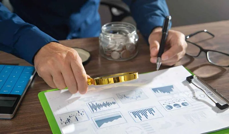 How to Evaluate Market Trends Before Investing: A Comprehensive Guide