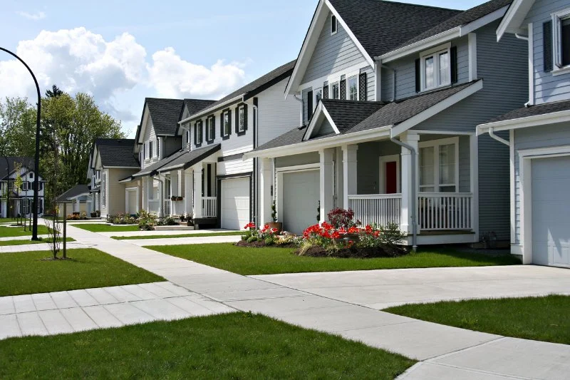 How to Evaluate a Neighborhood Before Buying