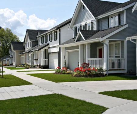 How to Evaluate a Neighborhood Before Buying
