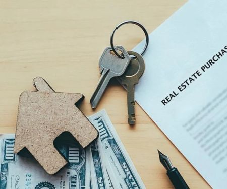 Understanding Real Estate Contracts and Legal Terms for Homebuyers