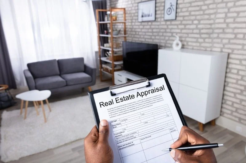 Understanding Appraiser Roles in Determining Home Value for Homeowners