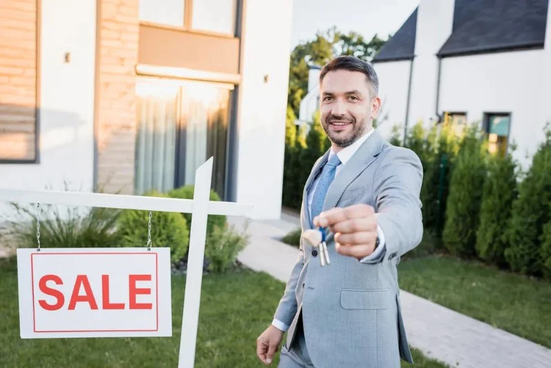 How to Find Real Estate Agents for Mid-Century Modern Homes