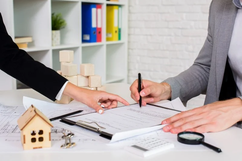 Understanding Chain of Title: A Clear Guide for Home Buyers
